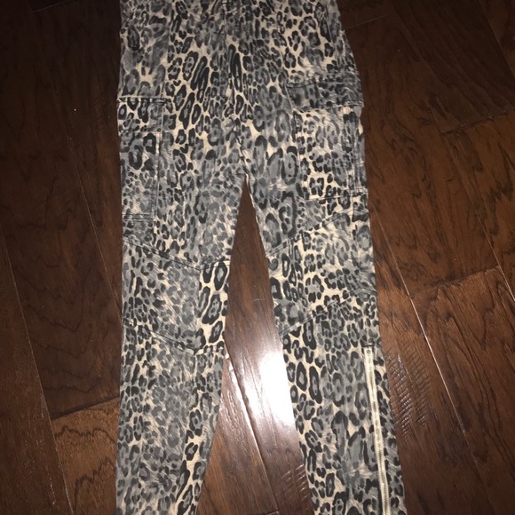 J Brand Denim - J Brand Jeans J Brand Denim - J Brand Jeans